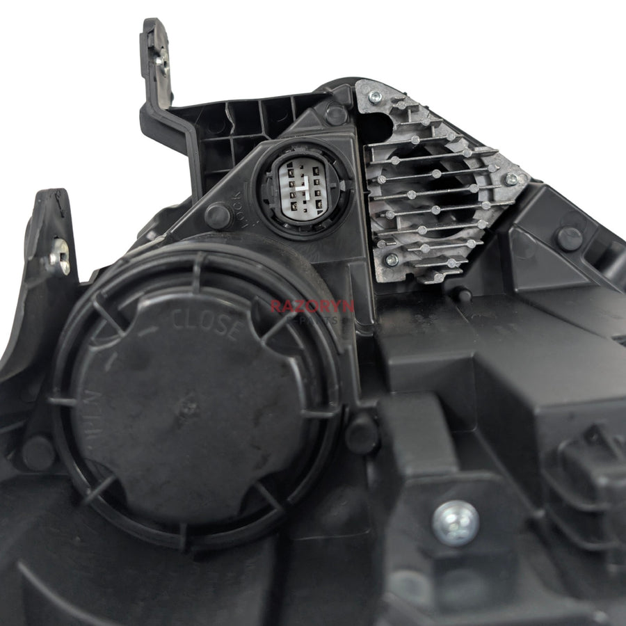 Kia Sportage 2022-2025 Front Left Headlight Headlamp