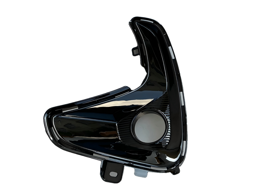 Toyota Yaris 2020-2026 Front Left Foglamp Cover w/ Hole